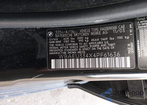 2004 BMW 325Xi z USA, uszkodzony, nr VIN WBAEU334X4PF61636